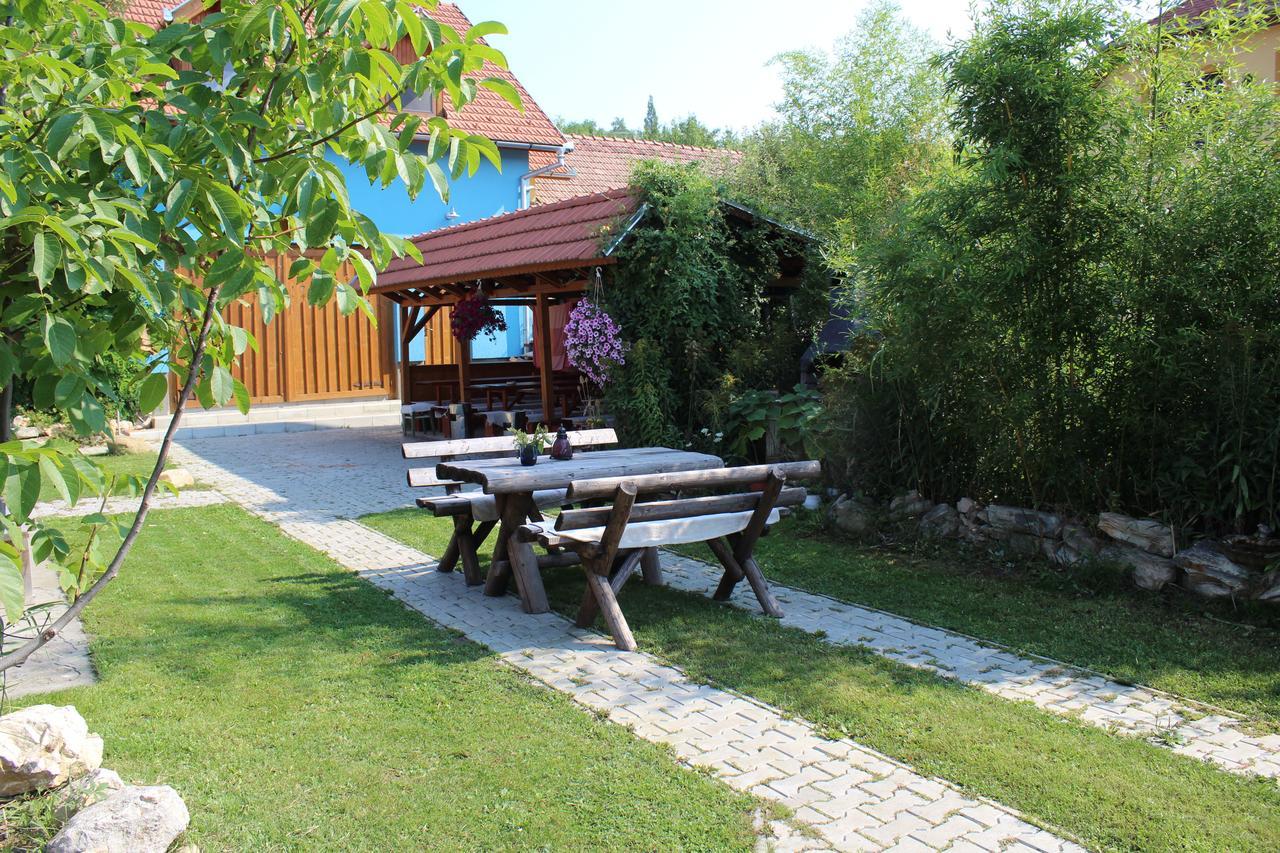 Csipkeszeg Bed & Breakfast Sic / Szek Romania Exteriör bild