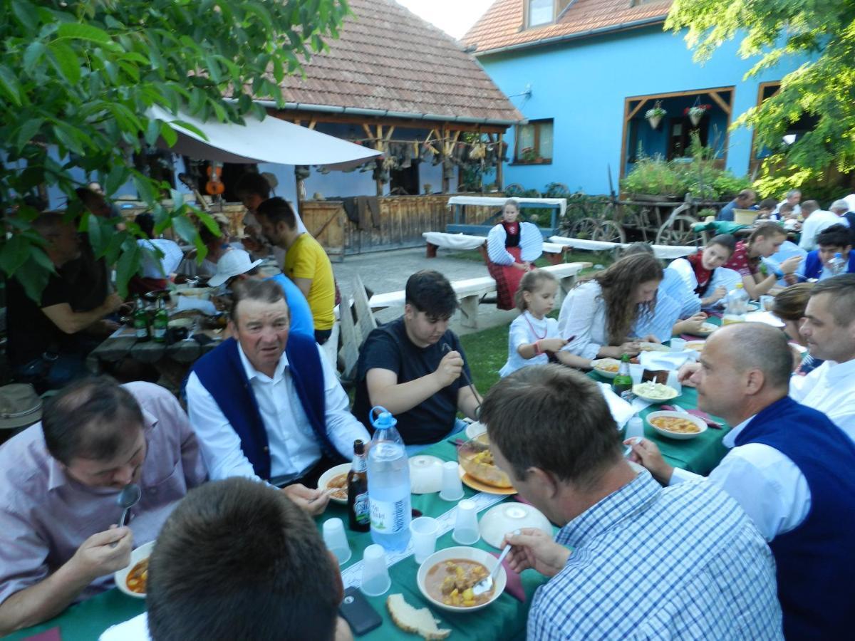 Csipkeszeg Bed & Breakfast Sic / Szek Romania Exteriör bild